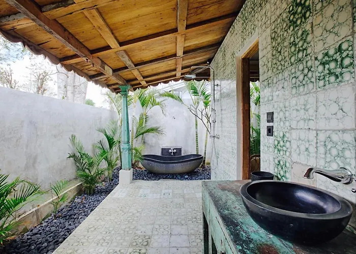 Complex Cashew Anouk Jungle - Bingin * Uluwatu (Bali)