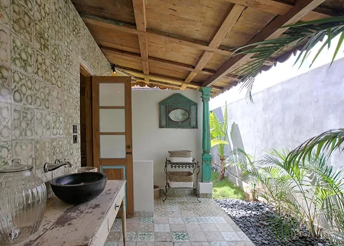 Villa Complex Cashew Anouk Jungle - Bingin