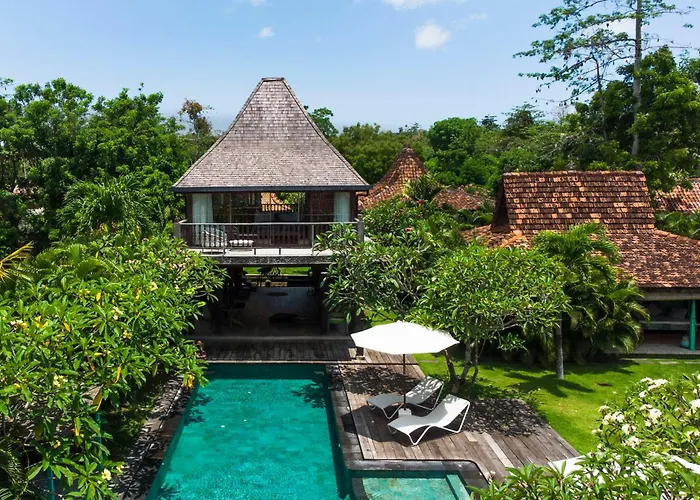 Complex Cashew Anouk Jungle - Bingin Villa